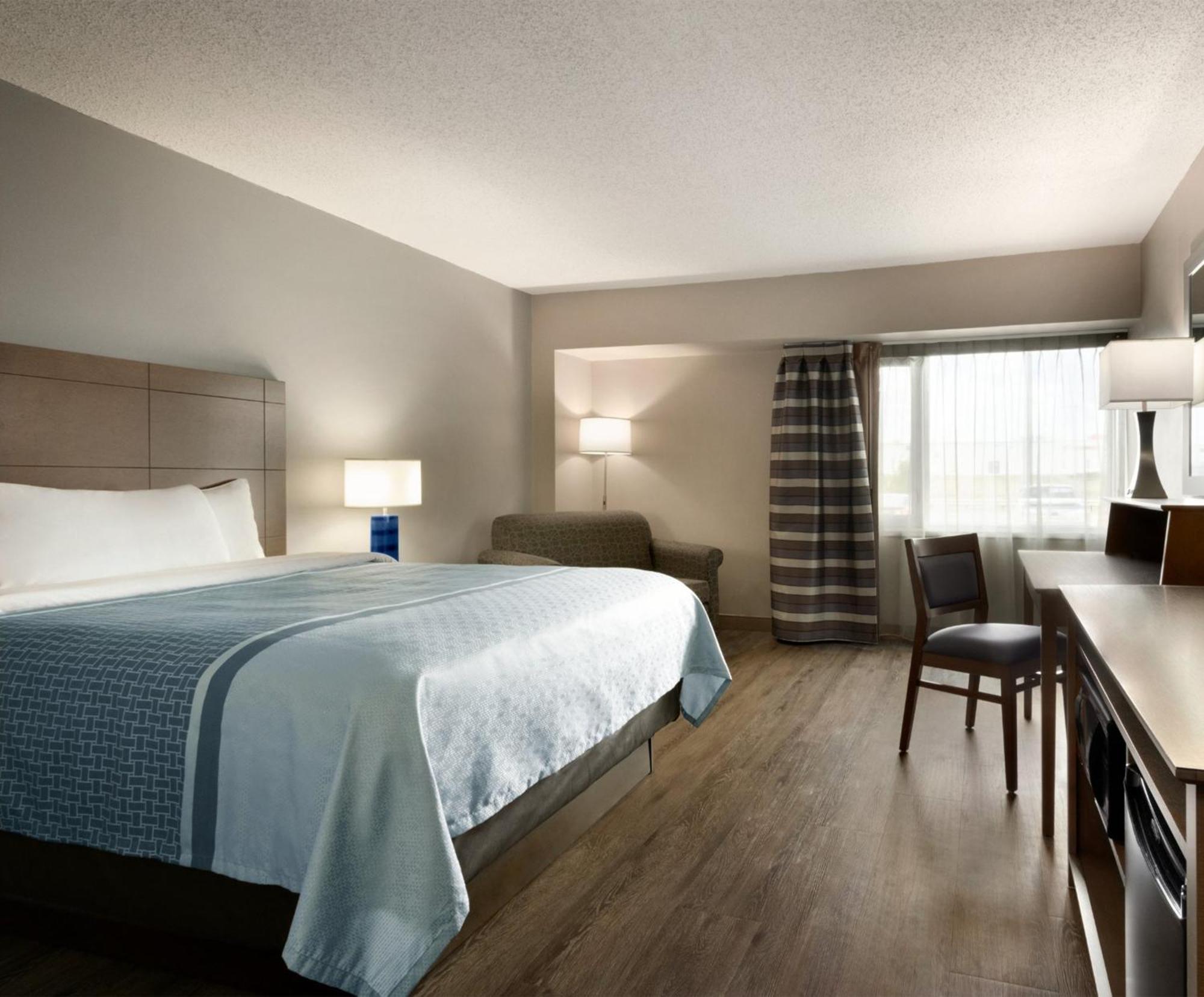 Travelodge Hotel By Wyndham Саскатун Екстер'єр фото